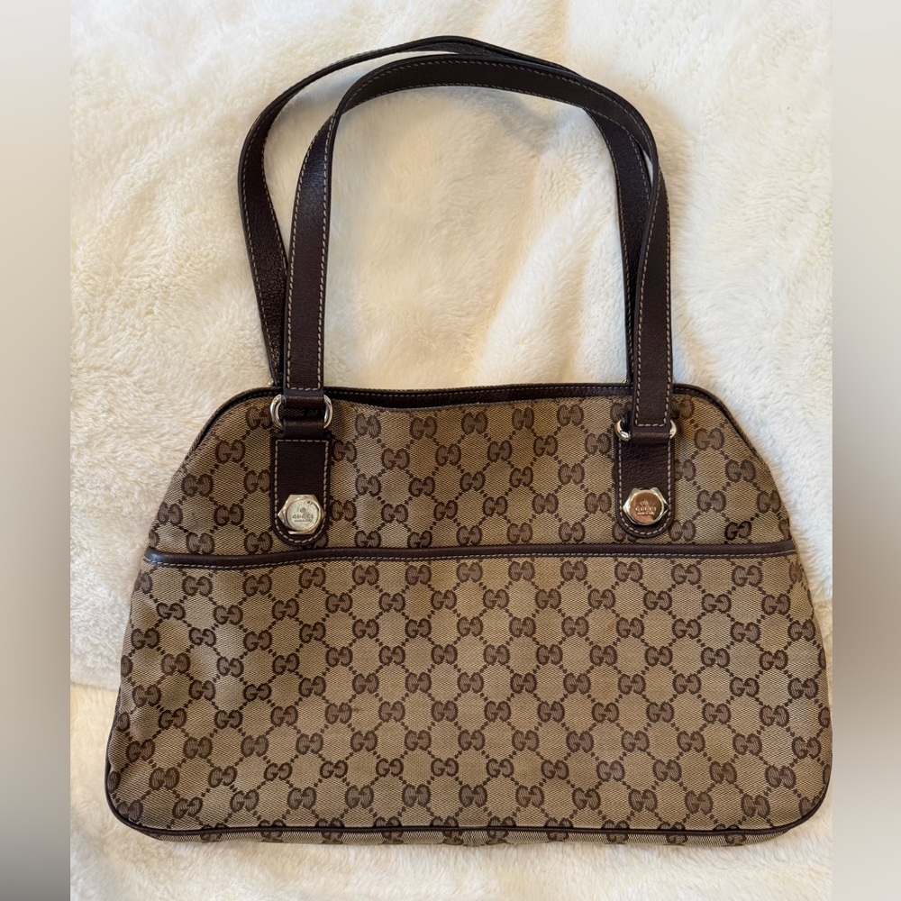 Gucci Shoulder Bag